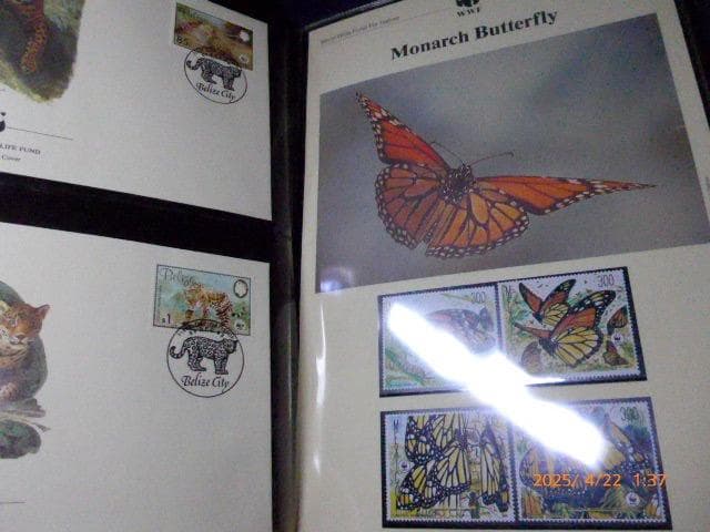 貴重なWWF公認の 海外のオフシャルスタンプコレクション