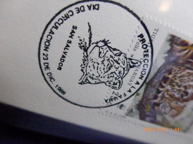 貴重なWWF公認の 海外のオフシャルスタンプコレクション