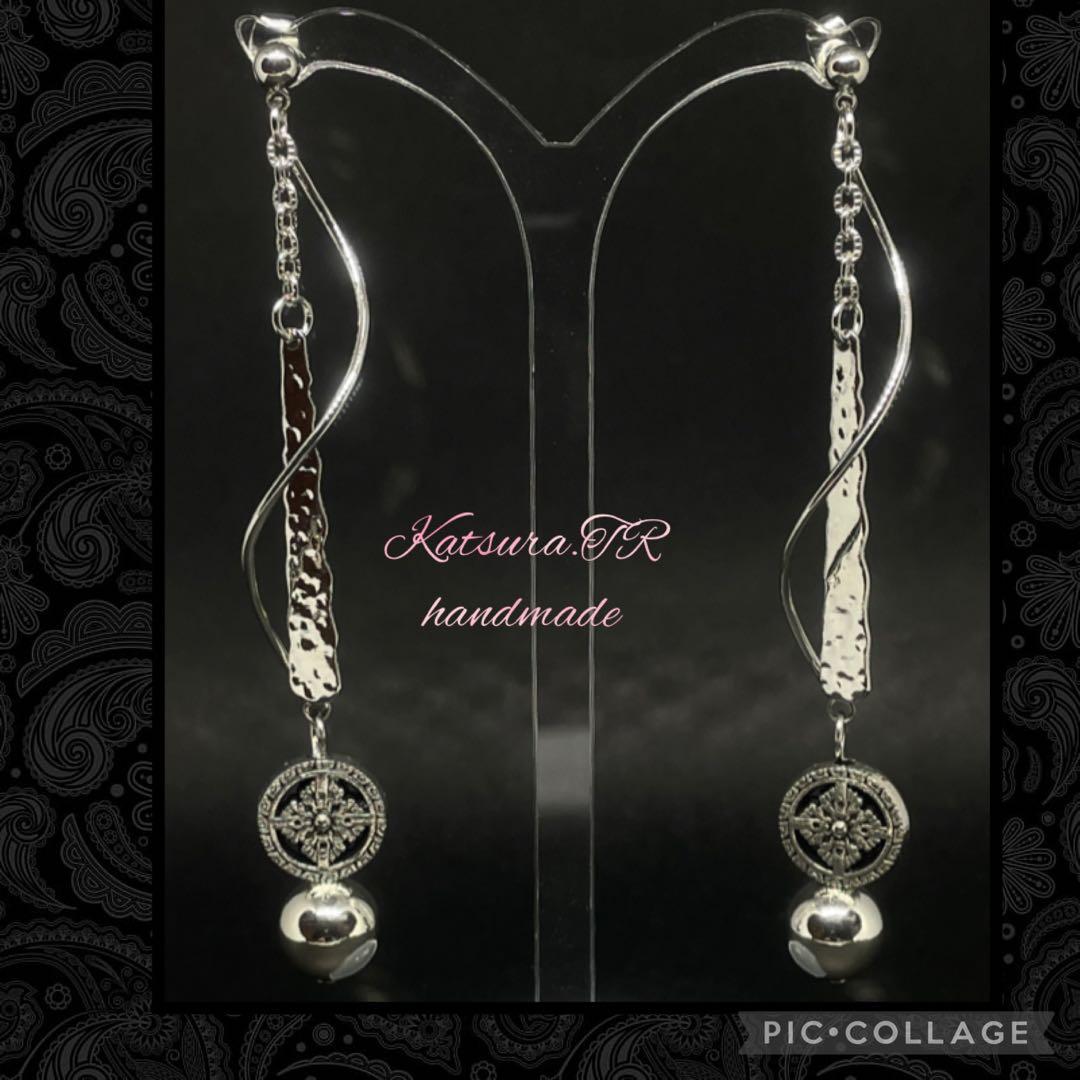 No.1159 チベット風なシルバーロングピアス　チェーンピアス