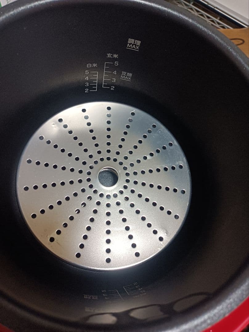 siroca 4L電気圧力鍋　赤