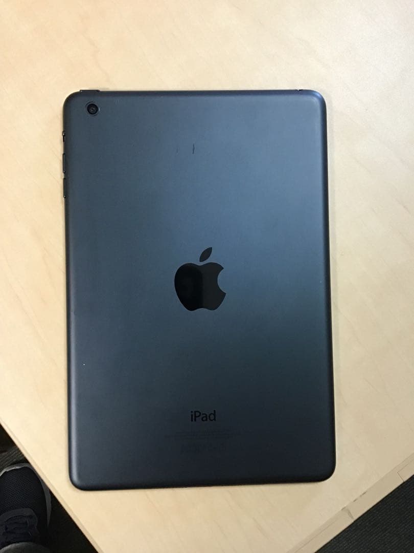 iPad mini Wi-Fiモデル 16GB ブラック&スレート MD528…
