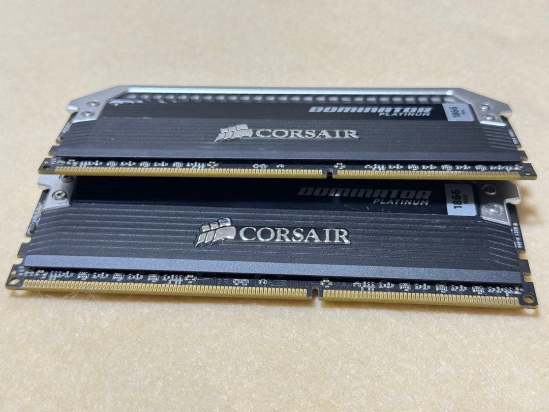 メモリー CORSAIR Dominator CMD16GX3M2A1866C9