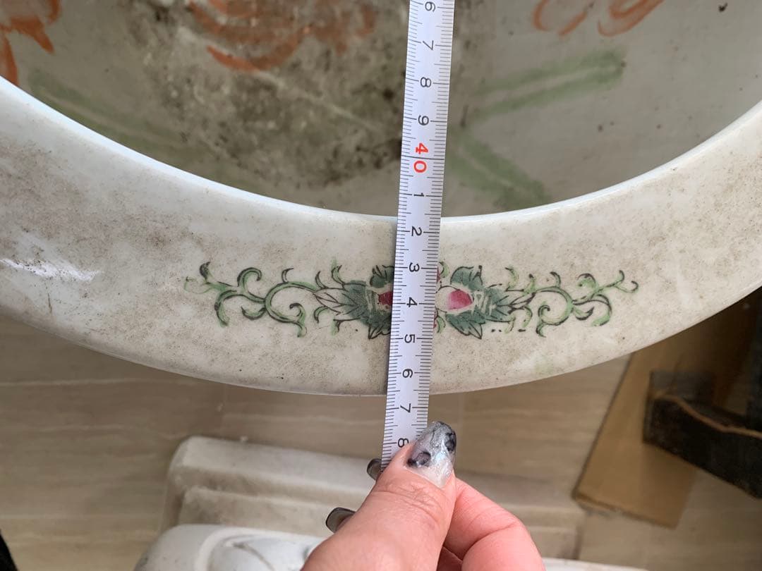 大きめの陶器製水鉢 花と鳥の絵柄