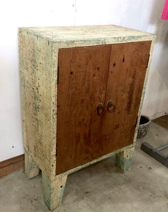 ハンドメイドチェスト　シャビーブルー