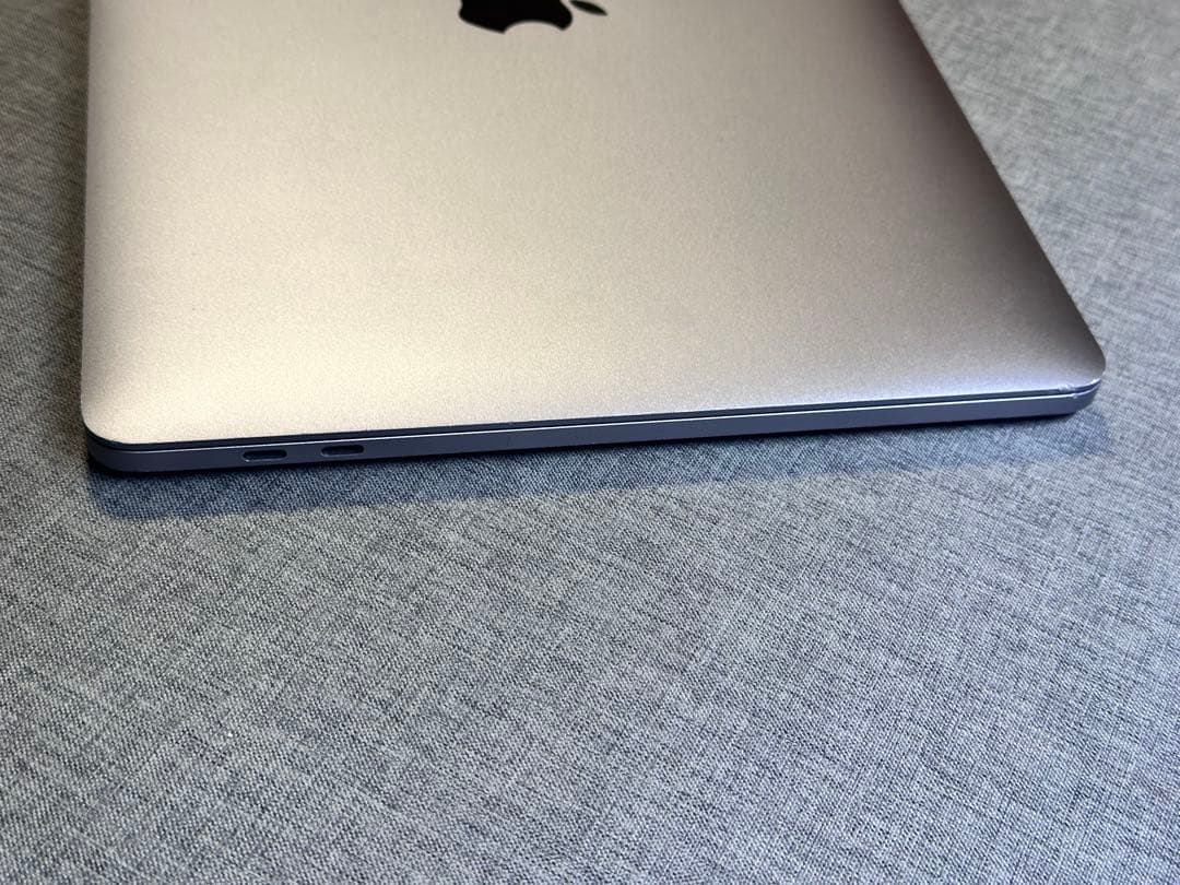 MacBook PRO 13インチ　i7-16-1TB office搭載