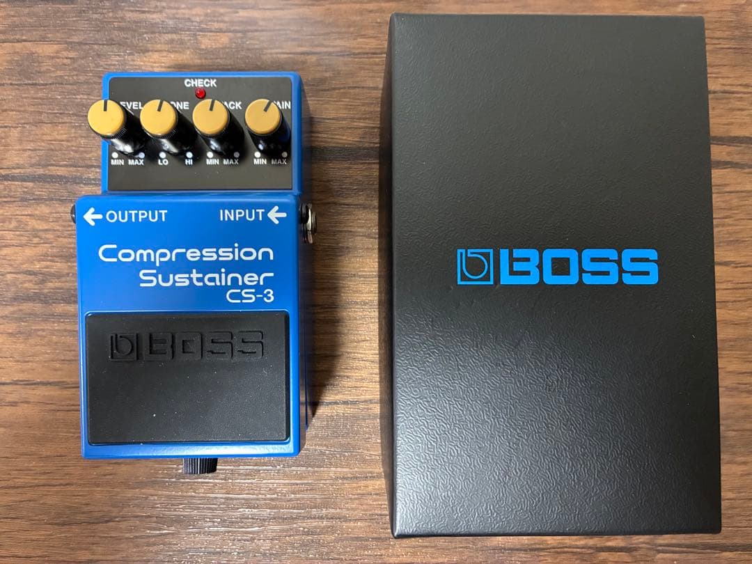BOSS CS-3コンプレッサーACアダプター付き。美品！