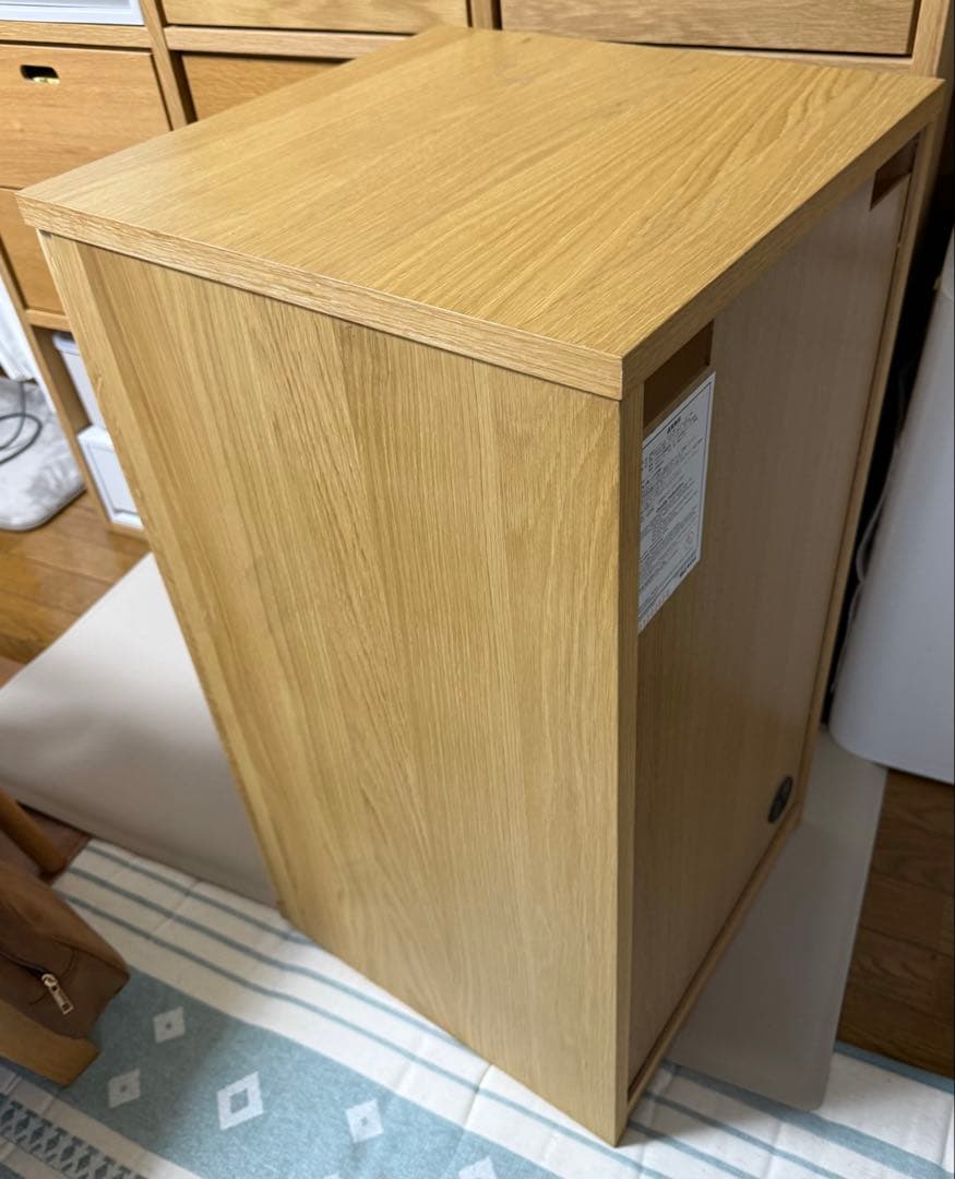 無印良品木製キャビネット　ガラス扉　オーク材突板　幅４４×奥行４４×高さ８３ｃｍ