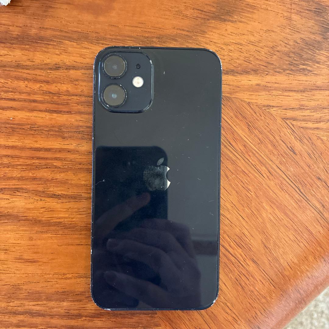 iPhone 12 miniブラック