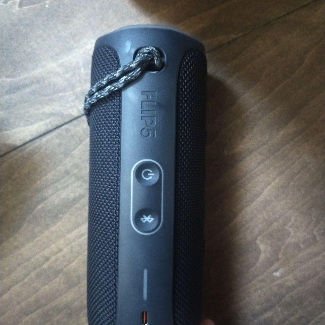 黒*井様 JBL FLiP5