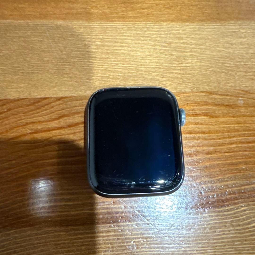 APPLE WATCH5 NIKE 44mm GPSモデル グレーアルミケース