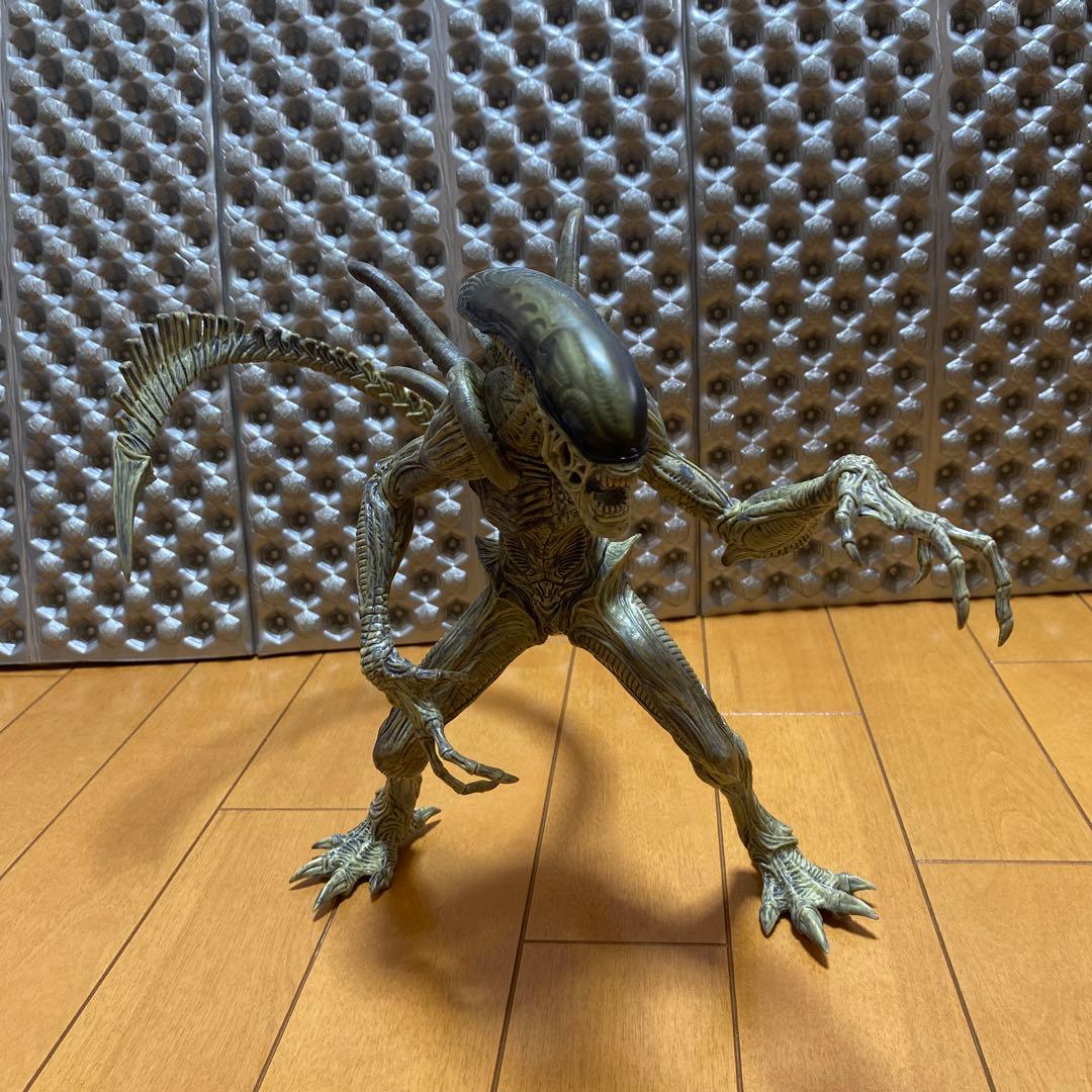 エイリアンフィギュア