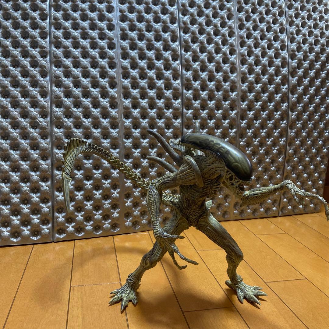 エイリアンフィギュア