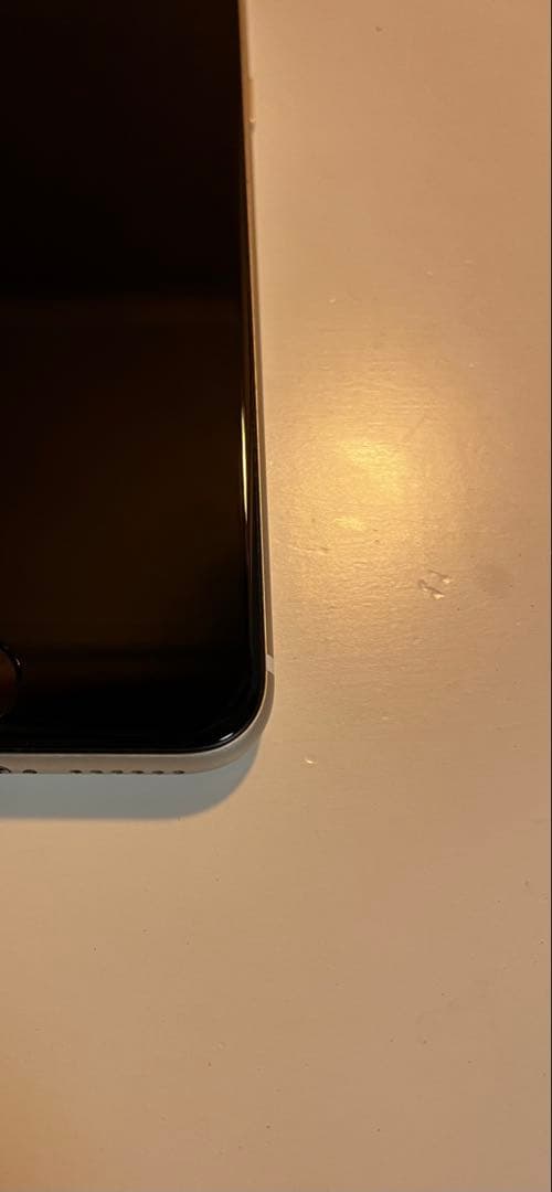 【美品】iPhoneSE2 64GB ホワイト SIMフリー