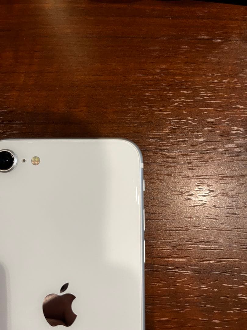 【美品】iPhoneSE2 64GB ホワイト SIMフリー