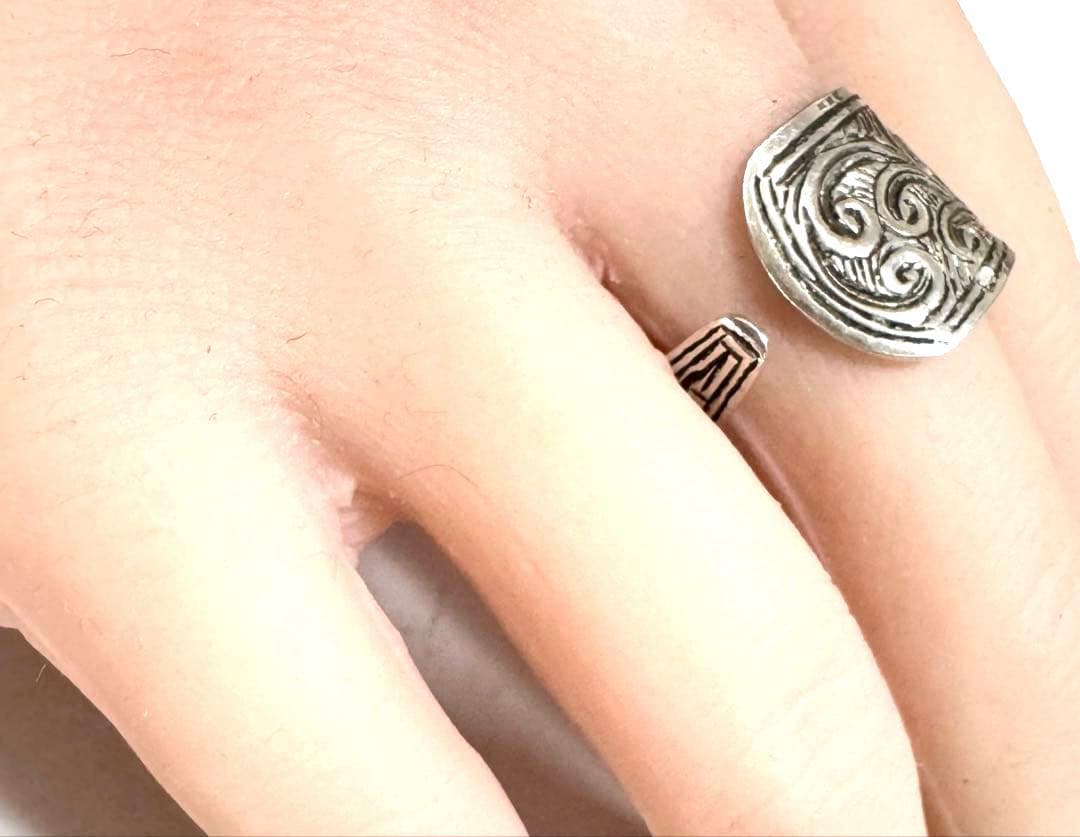 トゥアレグ族　(ベルベル族）　ハンドメイド　シルバーリング