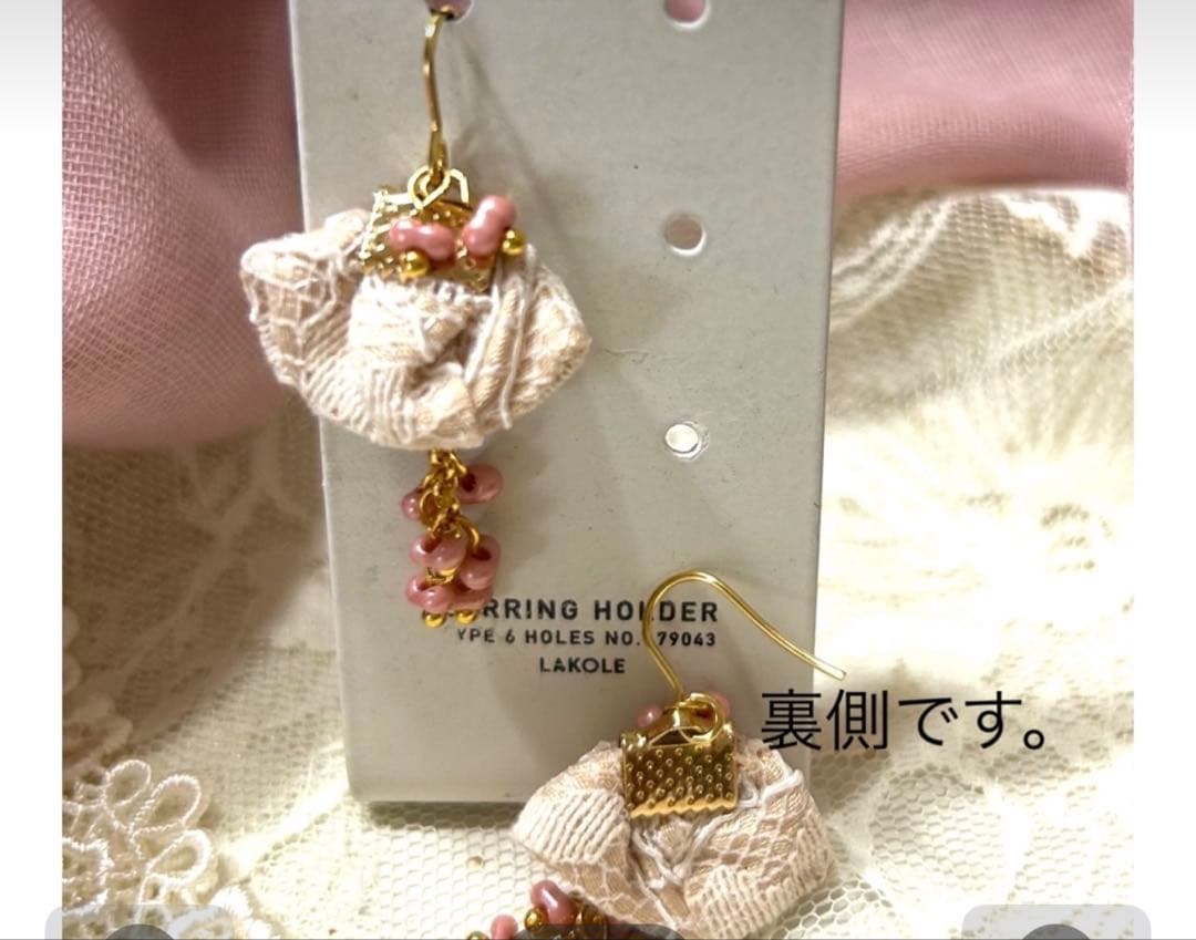 «767»◤完売◢ファルファーレ&リボン耳飾り*艶っぽく光沢感*小ぶりゆらり