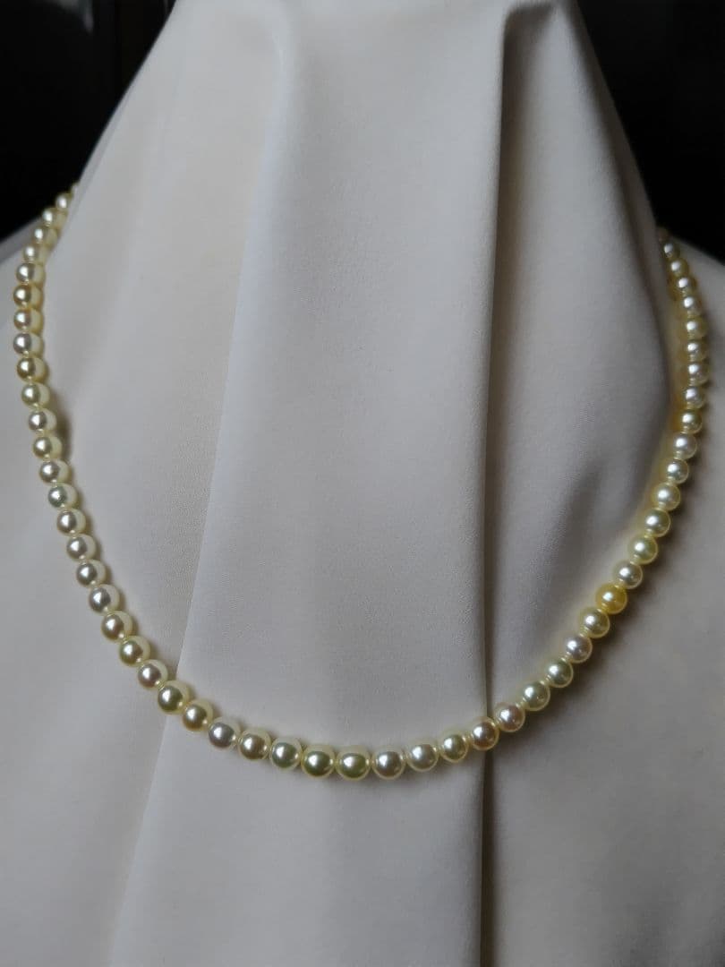 ２点になります。K18 アコヤ真珠ベビーパール　ネックレス