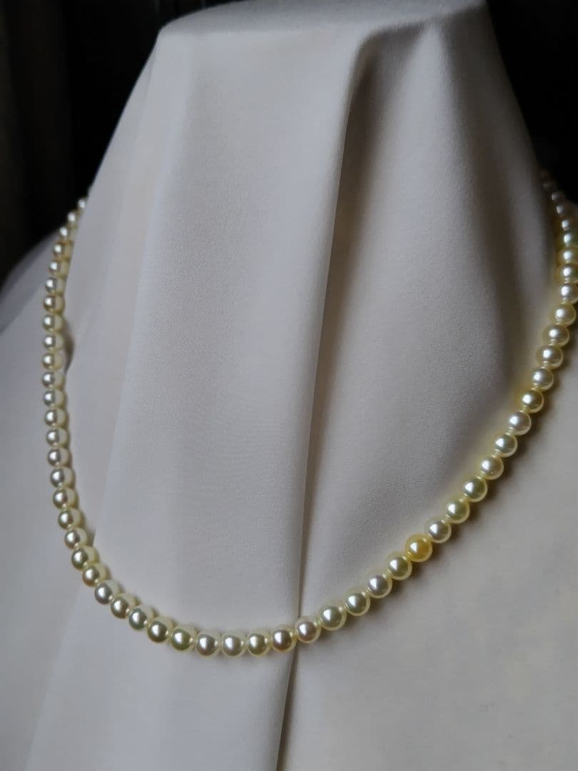 ２点になります。K18 アコヤ真珠ベビーパール　ネックレス