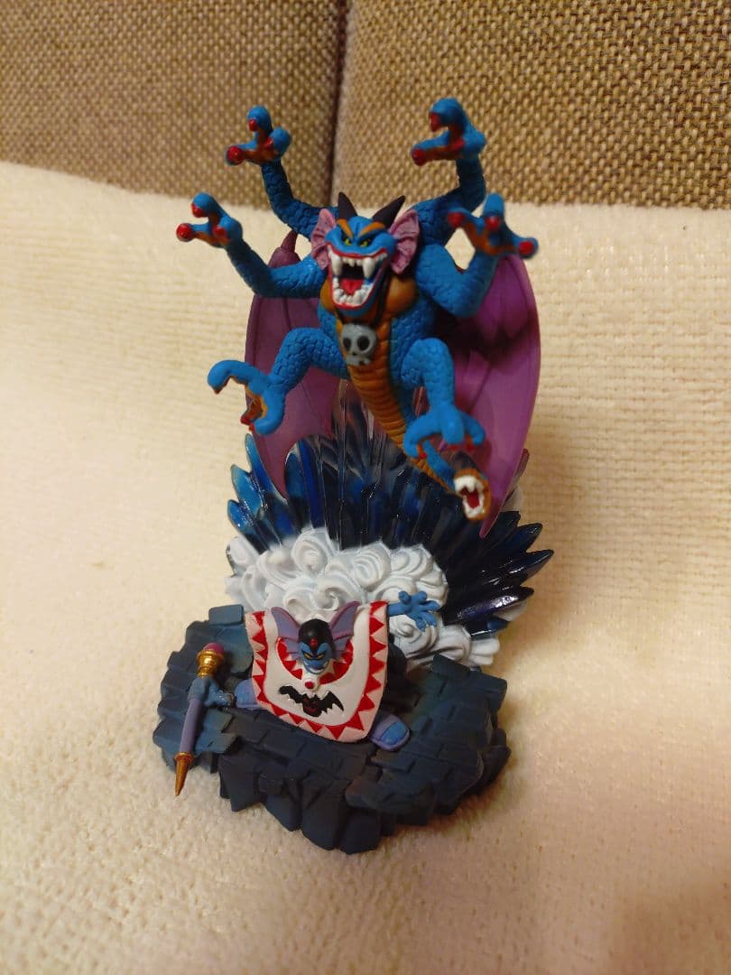 中古　ドラクエ　モンスターズギャラリーHD　バーゴン＆シドー　破損アリ