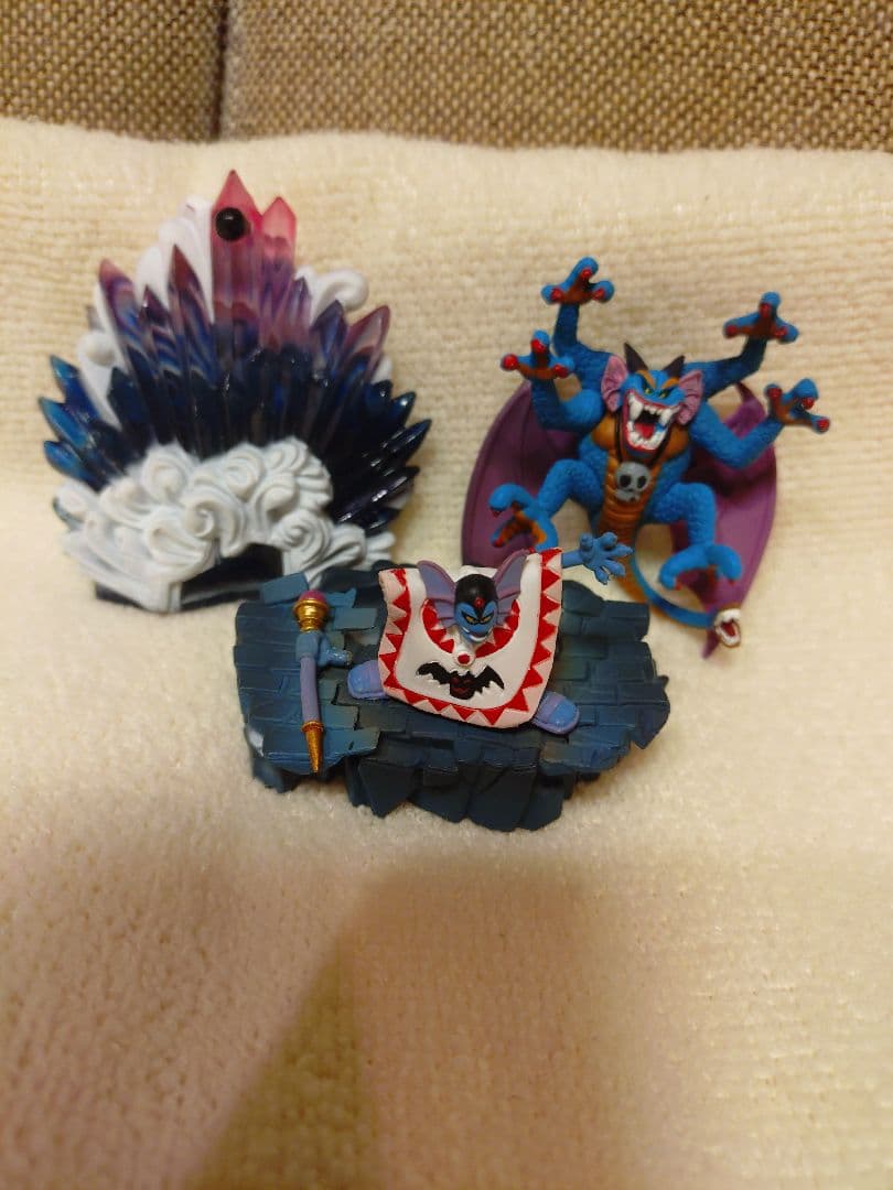 中古　ドラクエ　モンスターズギャラリーHD　バーゴン＆シドー　破損アリ