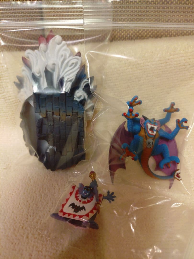 中古　ドラクエ　モンスターズギャラリーHD　バーゴン＆シドー　破損アリ