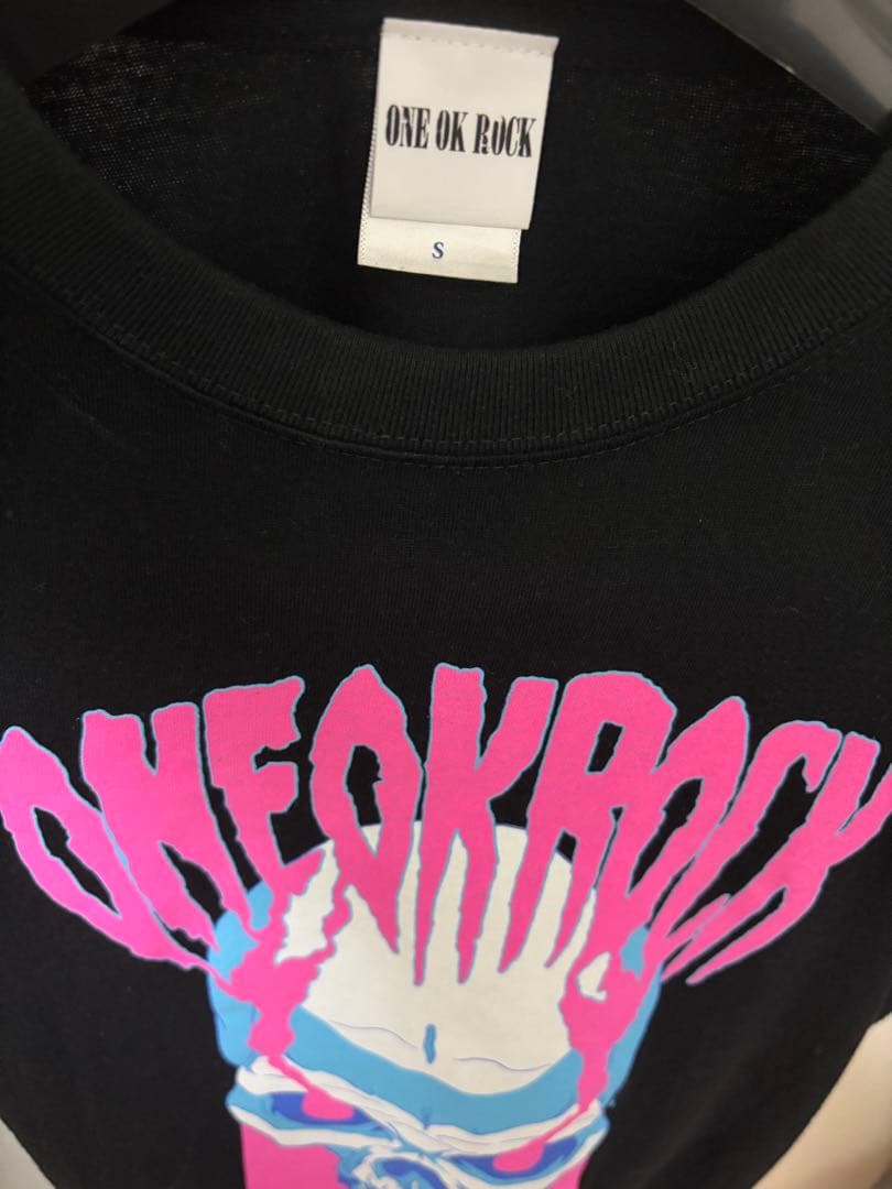 【お値下げ可】ONE OK ROCK Tシャツ Sサイズ