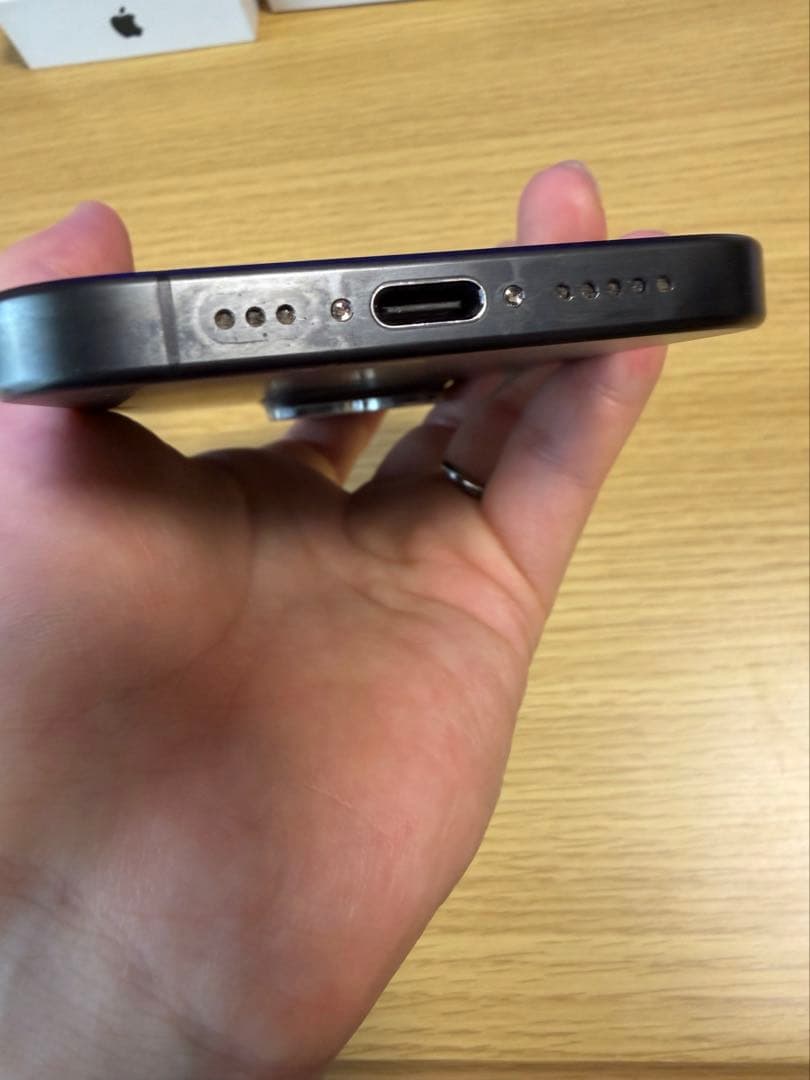 iPhone15Pro ブラックチタニウム 125gb ケースフィルム付き