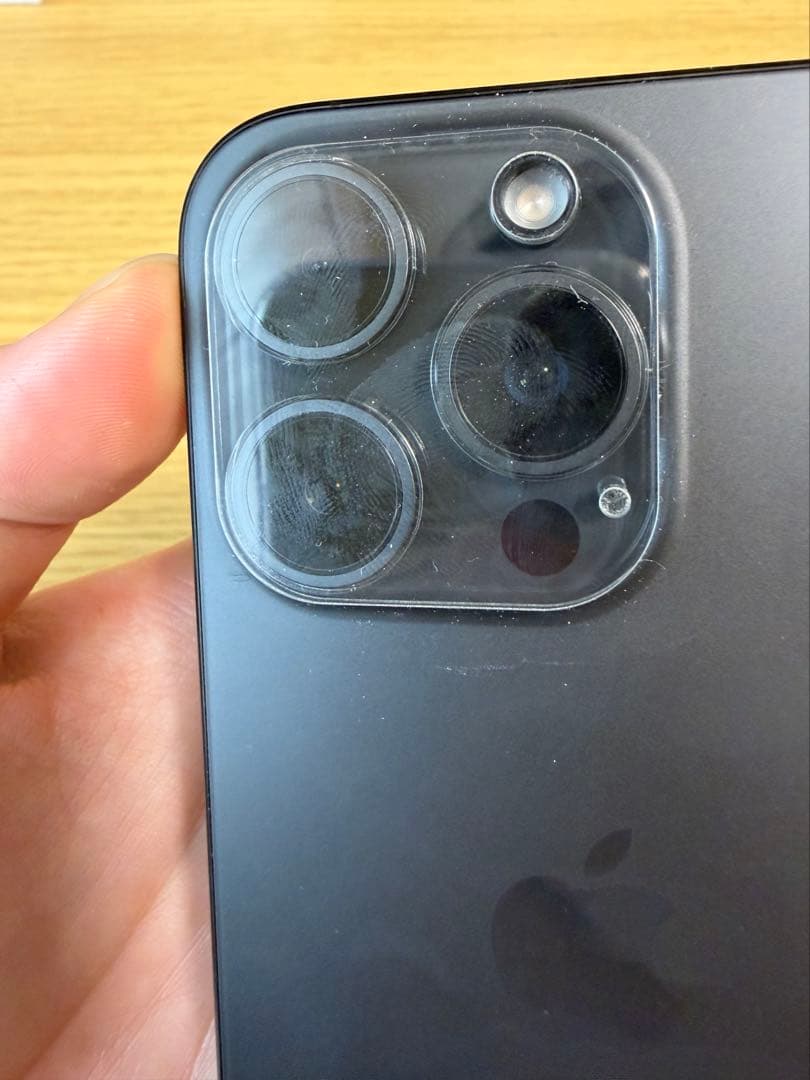 iPhone15Pro ブラックチタニウム 125gb ケースフィルム付き