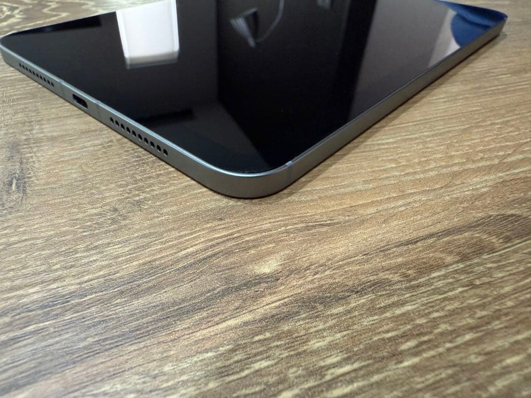 美品　iPad mini A17 スペースグレイ 128GB セルラーモデル