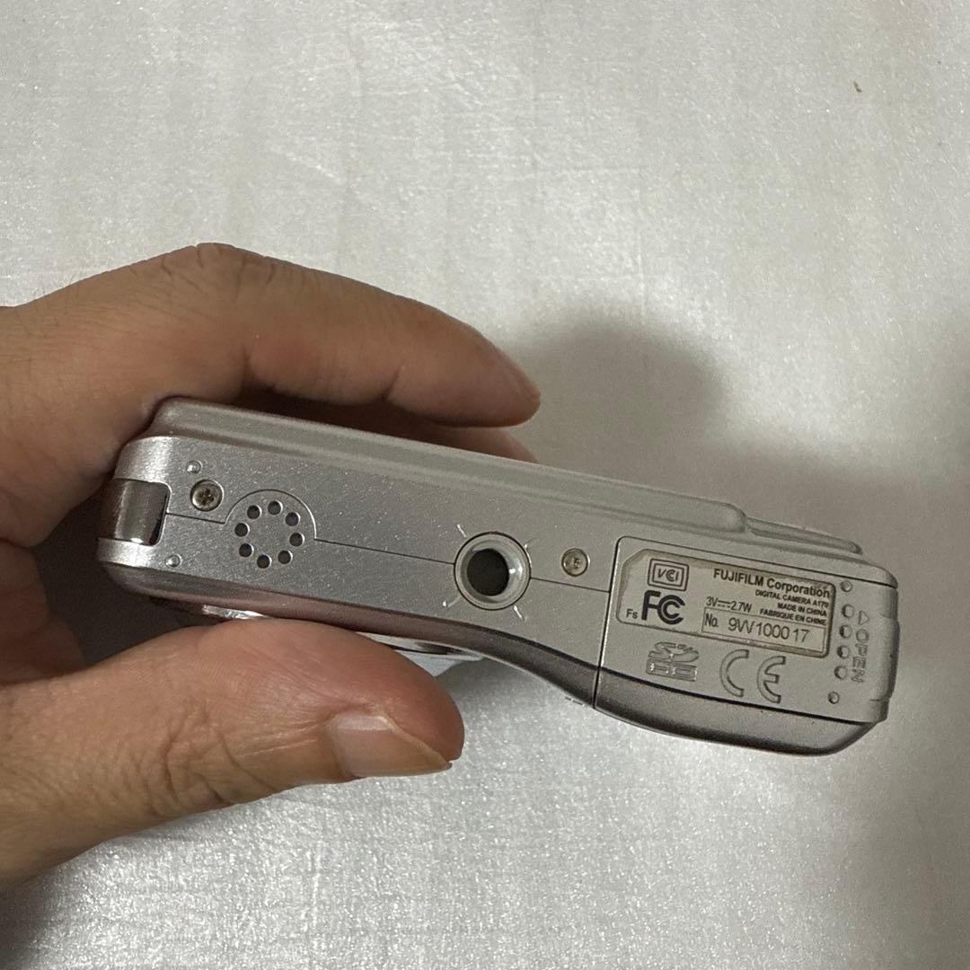 ❗️激安価格❗️デジカメ　本体　FUJIFILM Finepix A170