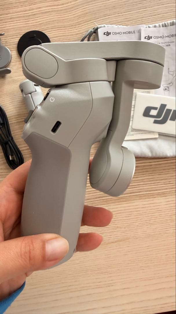 DJI スマートジンバル Osmo Mobile SE