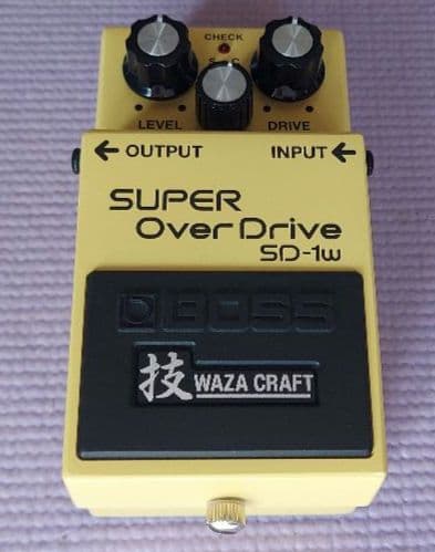 【極美品】 BOSS ( ボス ) SD-1W 技シリーズ