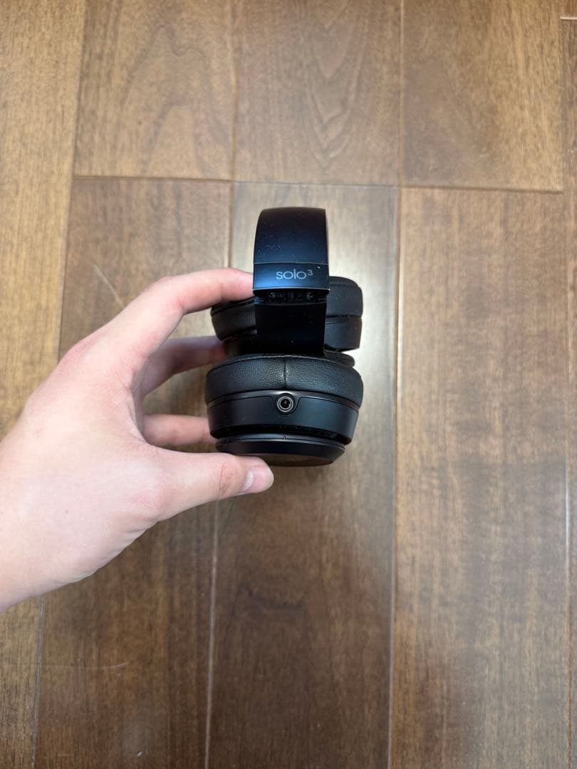 ヘッドホン beats SOLO3