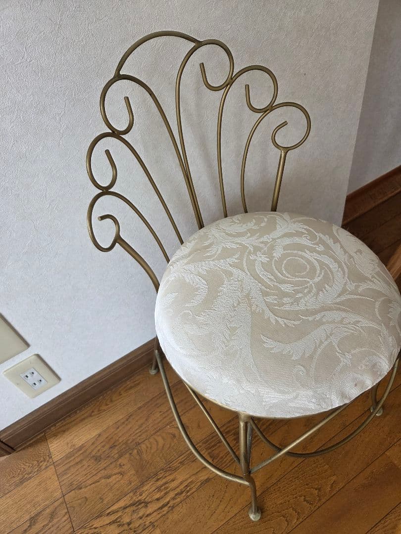 ヴィンテージ　アンティーク調　アイアンチェアー　ドレッサーチェア