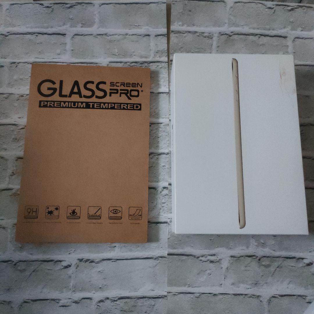 [美品]iPadmini 3 ゴール 64GB WiFi&cellular両対応