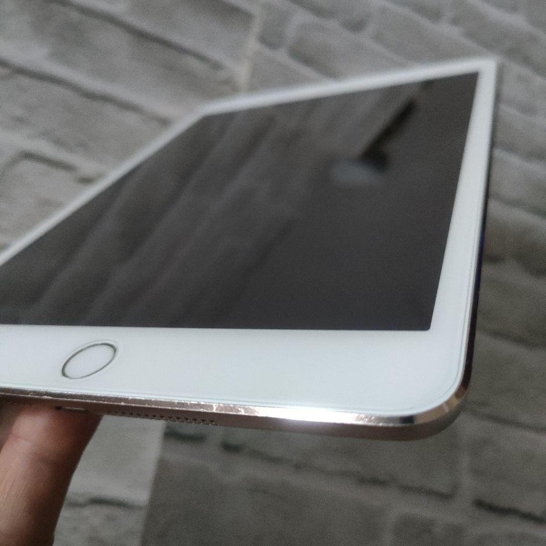 [美品]iPadmini 3 ゴール 64GB WiFi&cellular両対応
