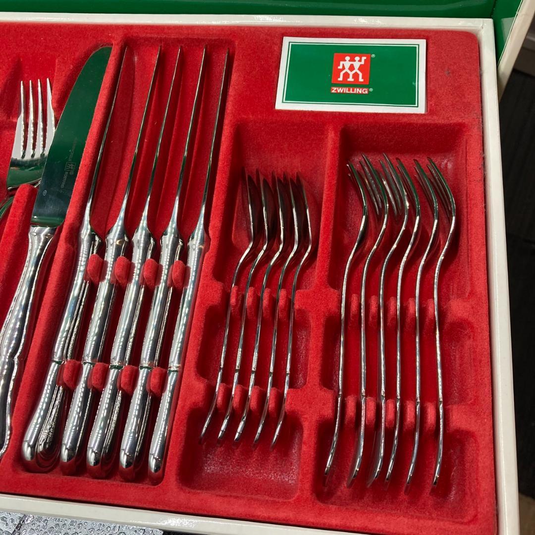 ▼ツヴィリング ヘンケルス　ZWILLING HENCKELS カトラリーセット