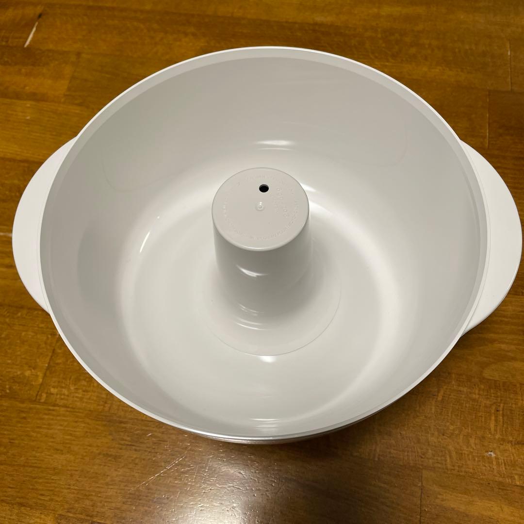 【未使用】タッパーウェア タッパーウェーブ2000丸型（大）＋スタッククッカー