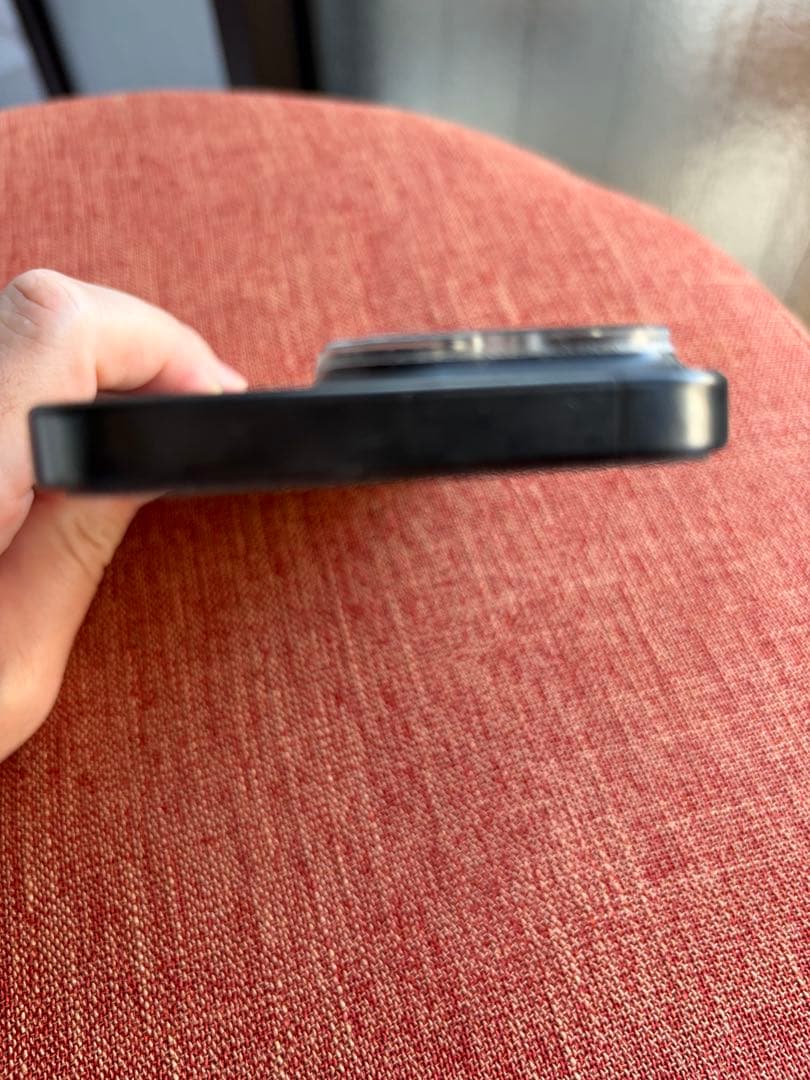 iPhone15Pro 128gb ブラックチタニウム（箱＋ケース・フィルム付）