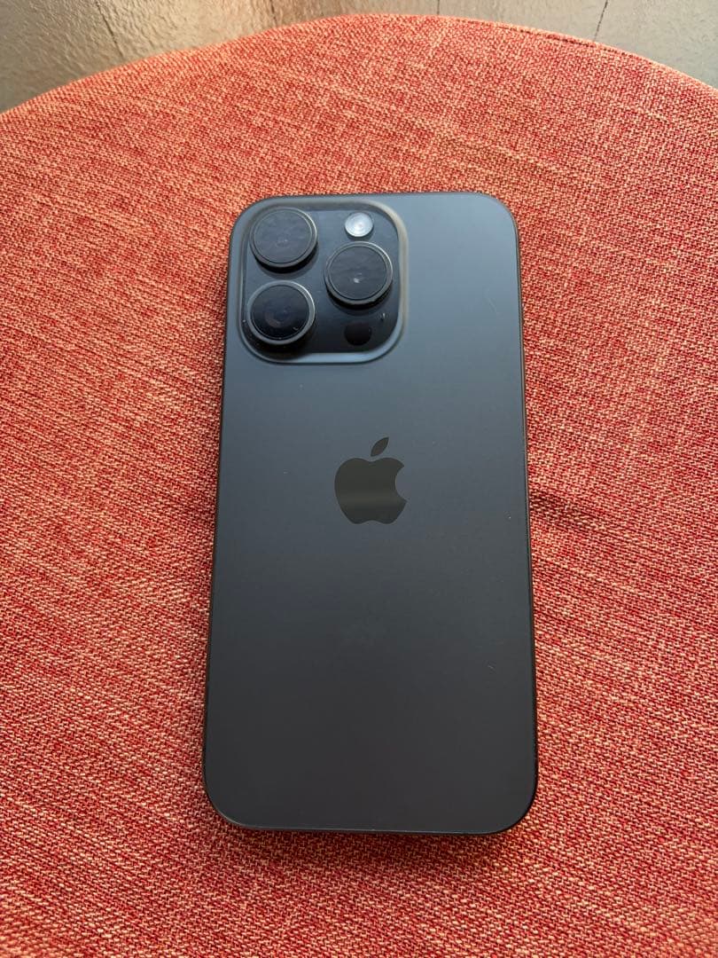 iPhone15Pro 128gb ブラックチタニウム（箱＋ケース・フィルム付）