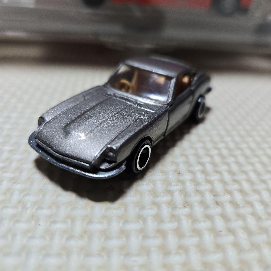 トミカ　フェアレディZ