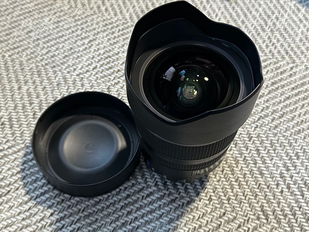 タムロン　超広角ズームレンズ SP15-30mm F/2.8 Di VC USD