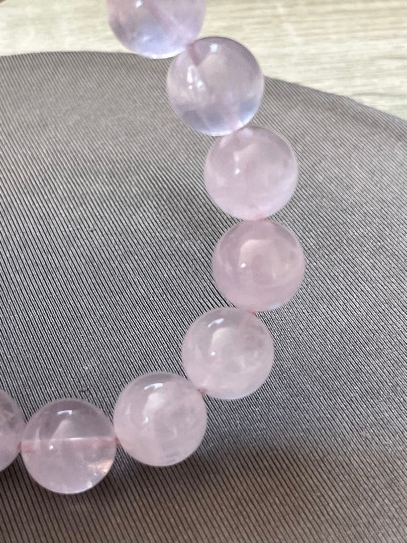 天然石ブレスレット☆ラベンダーピンクローズクォーツ１３ｍｍ☆上品なカラー！