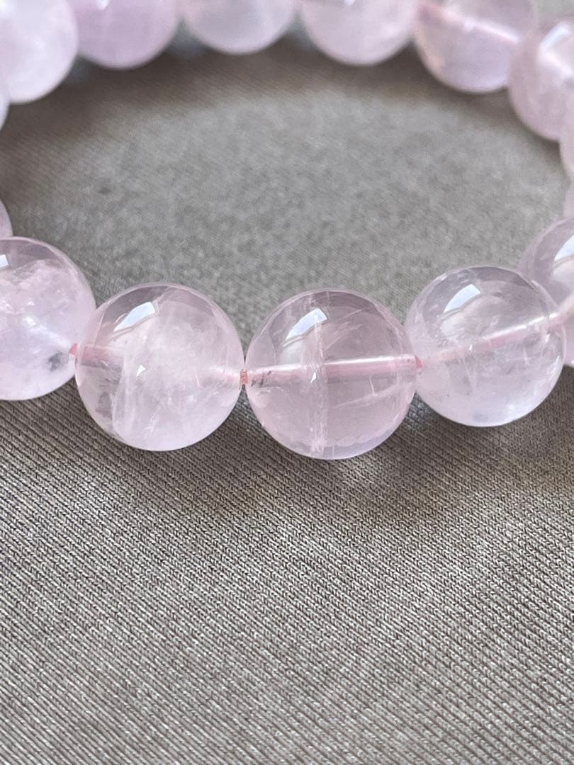 天然石ブレスレット☆ラベンダーピンクローズクォーツ１３ｍｍ☆上品なカラー！