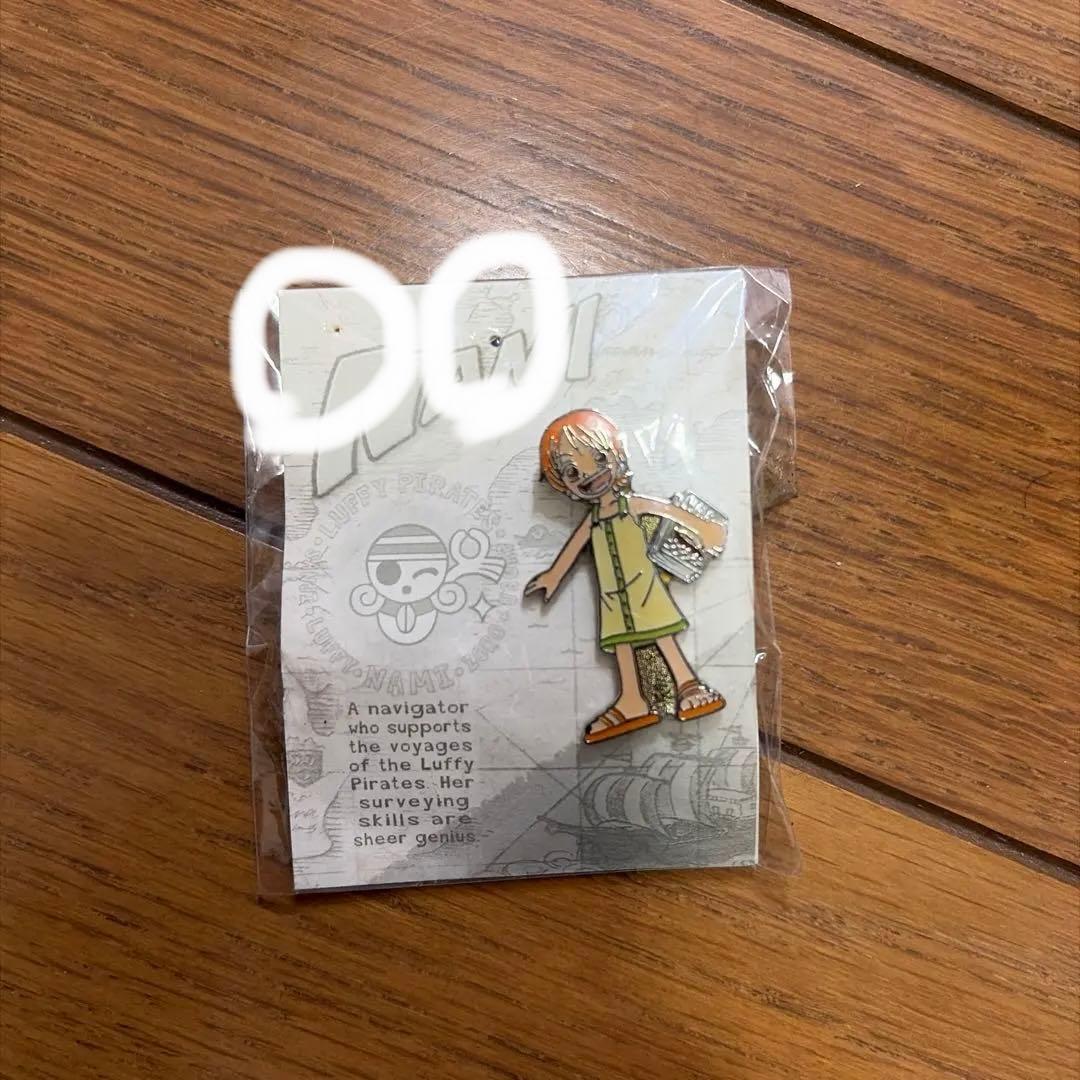 ワンピース ONE PIECE 4個セット　ピンバッジ