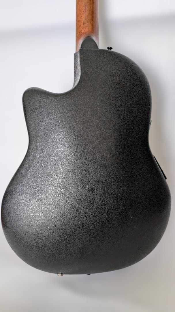 中古品エレアコOvationCelebrityCC157オベーション 付属品あり