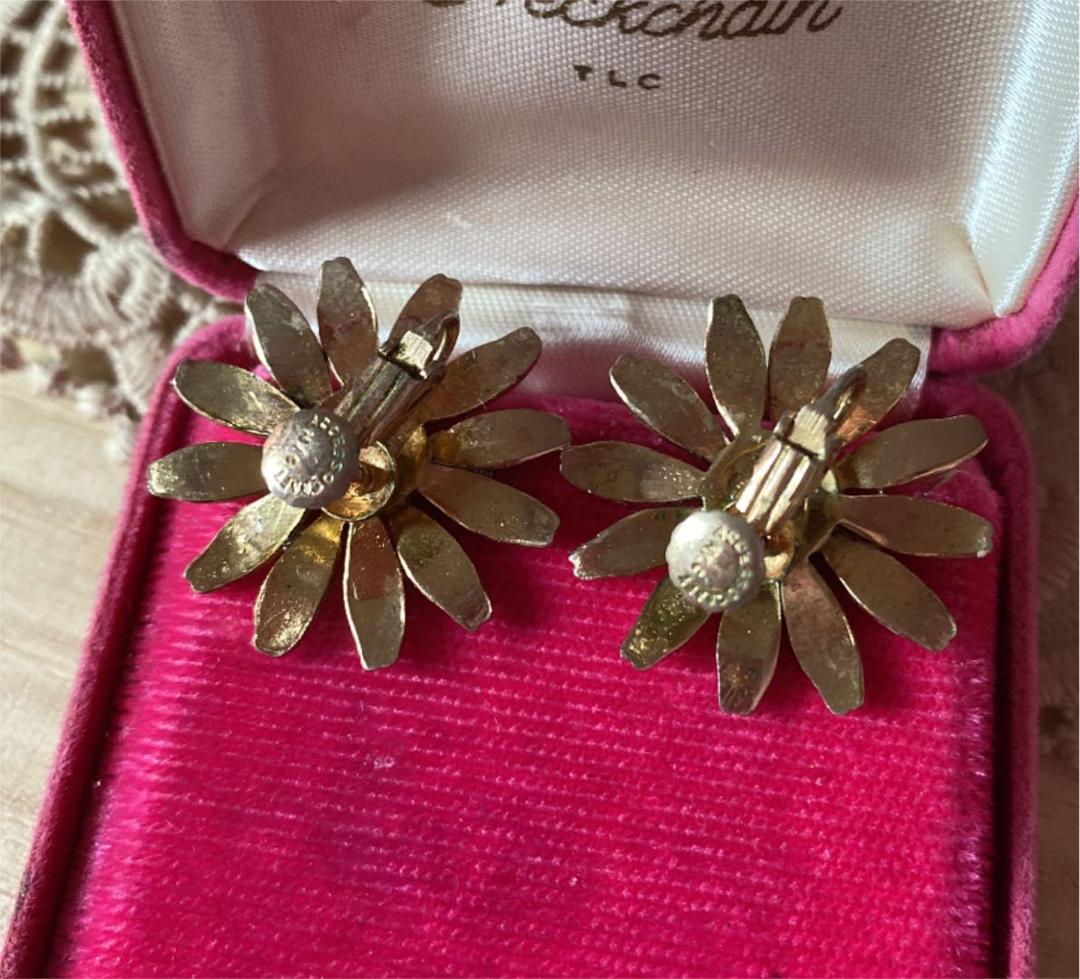 専用★1131☆ACCESSOCRAFT N.Y./エナメルデイジー/イヤリング