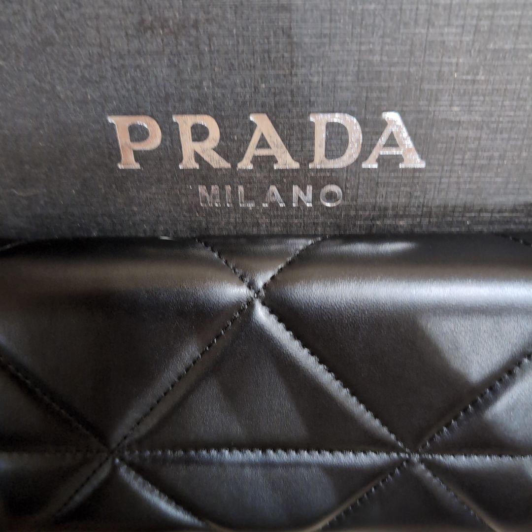 PRADA ノベルティブラック キルティング長財布