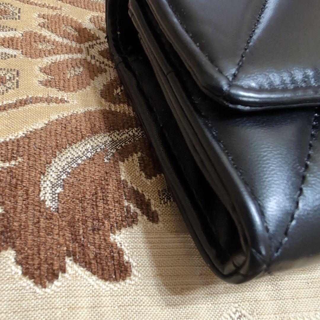 PRADA ノベルティブラック キルティング長財布