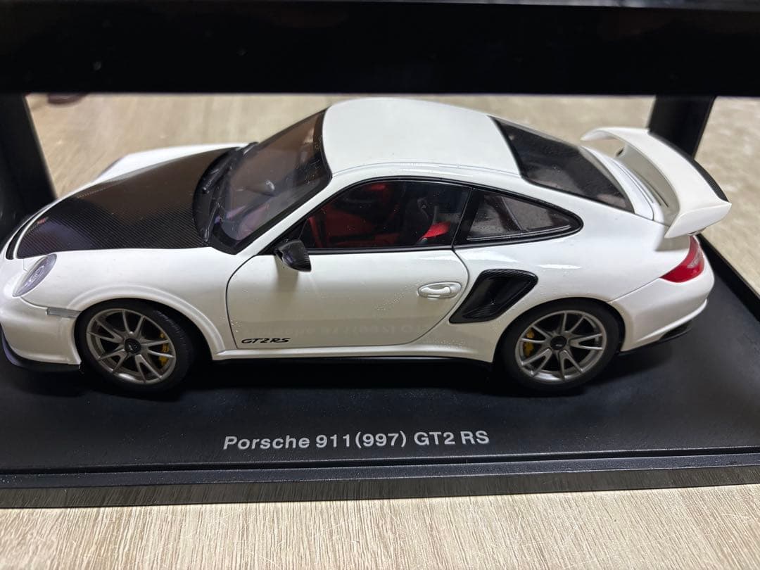 ミニカー AUTOart Porsche 911 (997) GT2 RS 1/18